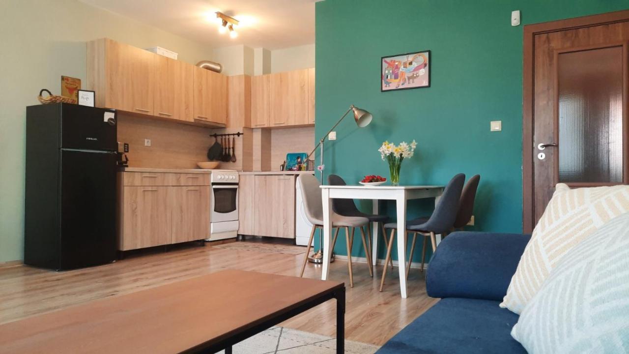 Soulful Apartments - Almaletta Varna ภายนอก รูปภาพ